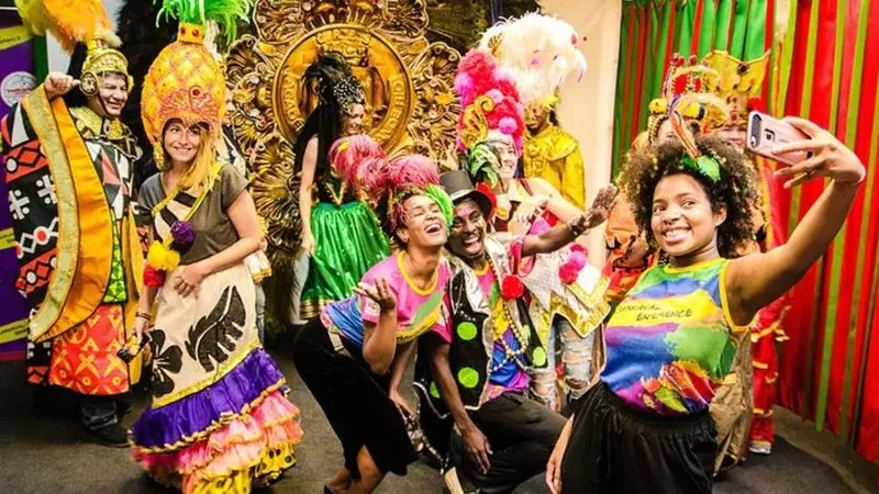Karneval: hinter den Kulissen der Cidade do Samba